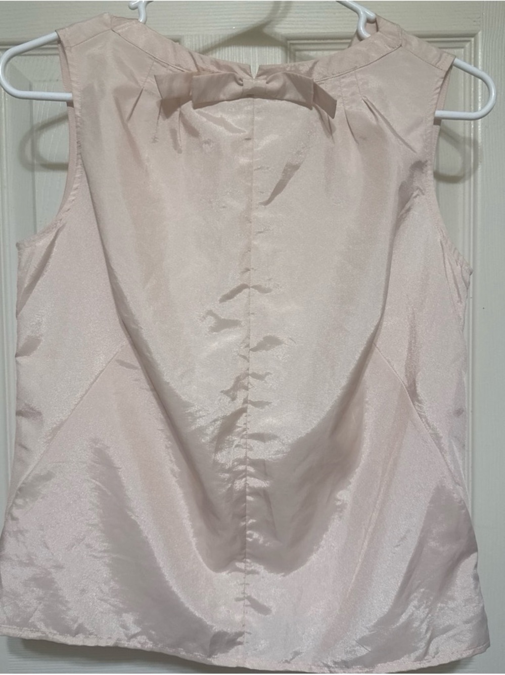 Isaac Mizrahi Pale Blush Satin Bow-Back Camisole